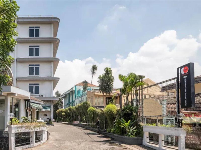 Elenor'S Home At Eyckman Bandung Buitenkant foto