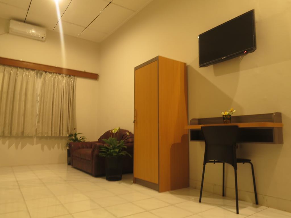 Elenor'S Home At Eyckman Bandung Kamer foto