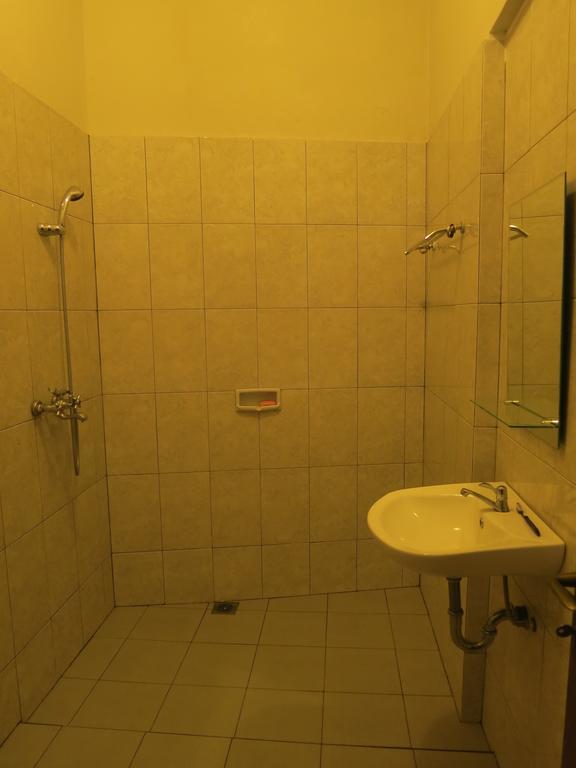 Elenor'S Home At Eyckman Bandung Kamer foto