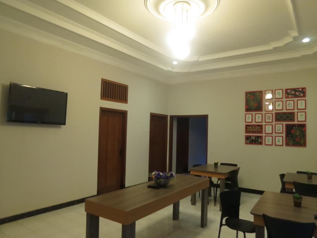 Elenor'S Home At Eyckman Bandung Buitenkant foto
