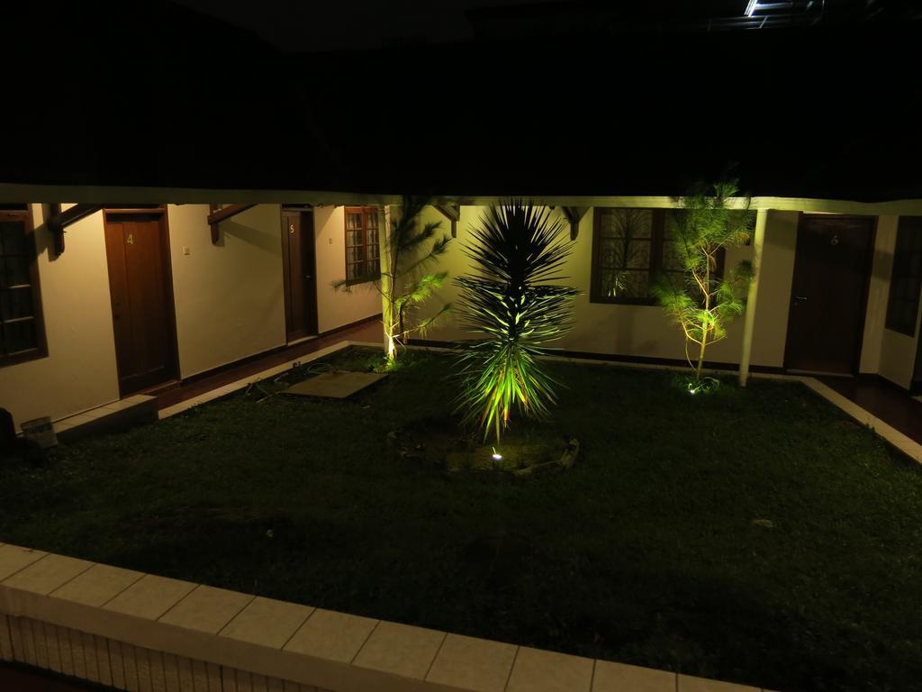 Elenor'S Home At Eyckman Bandung Buitenkant foto