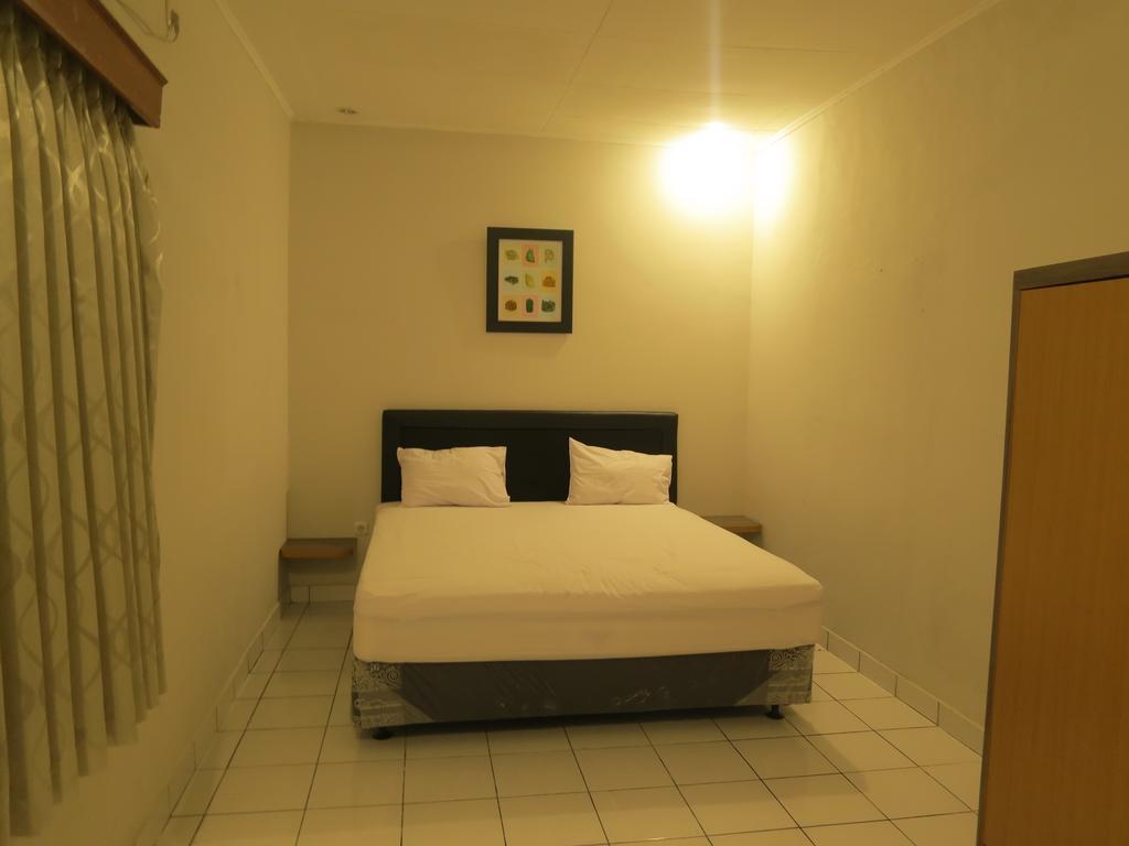 Elenor'S Home At Eyckman Bandung Kamer foto
